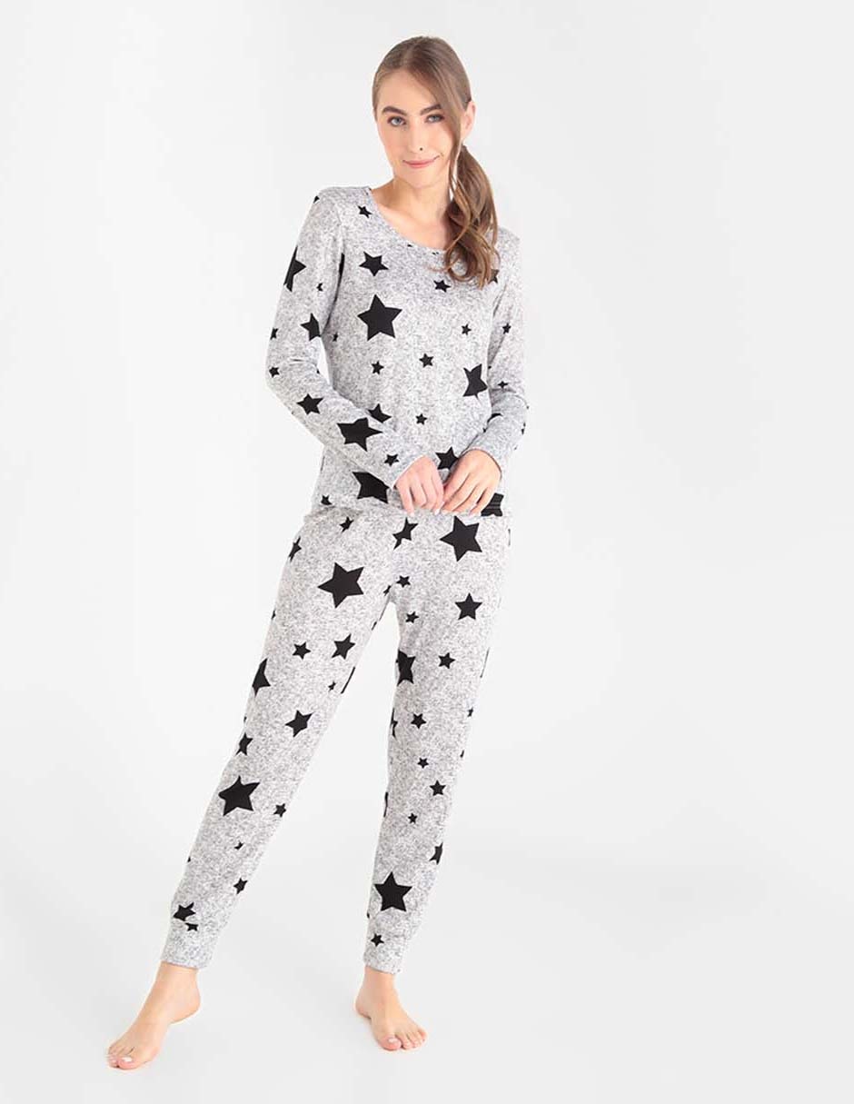 Conjunto pijama Non Stop con diseño gráfico en SB